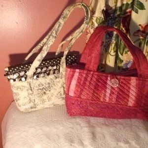 LOT OF 2 COLORFUL FLORAL TOTE BAGS OF BEAUTY